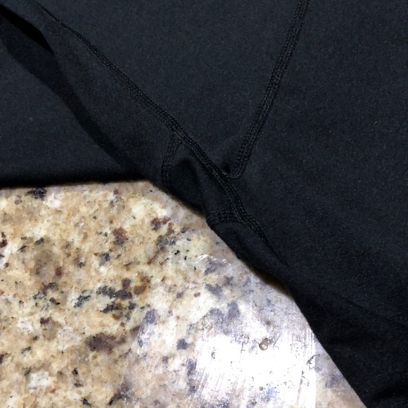 Fabletics Capri - Picture 3 of 13